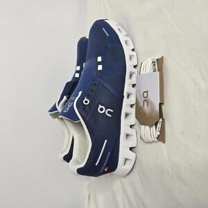 On Cloud 5 Women's Running Shoes US 8.5 Denim White Comfort Sneakers